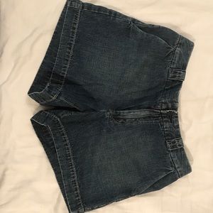 GAP women’s denim shorts